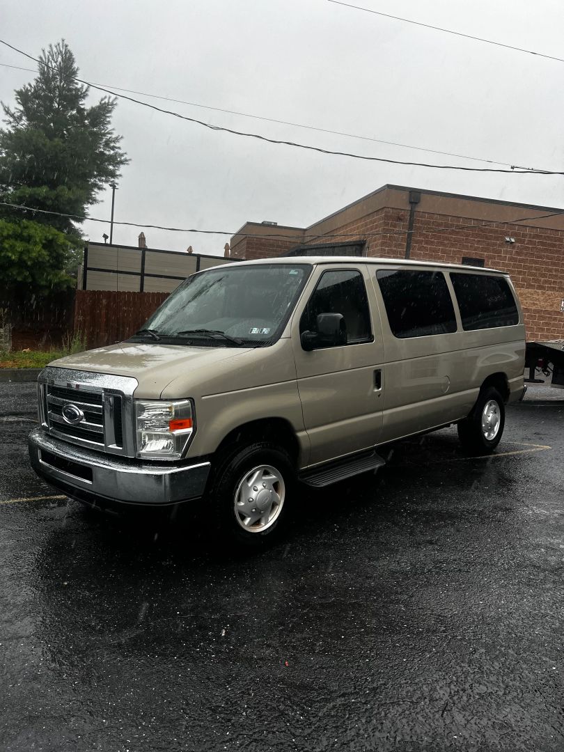 ford e-series econoline wagon 2009 1FBNE31L09DA63823 image ford e-series econoline wagon 2009 1FBNE31L09DA63823 image